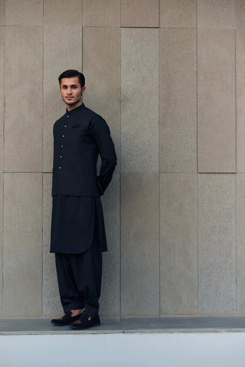 Deepak Perwani - Boski Linen Kurta Shalwar For Men - Black - 2 Piece - Studio by TCS