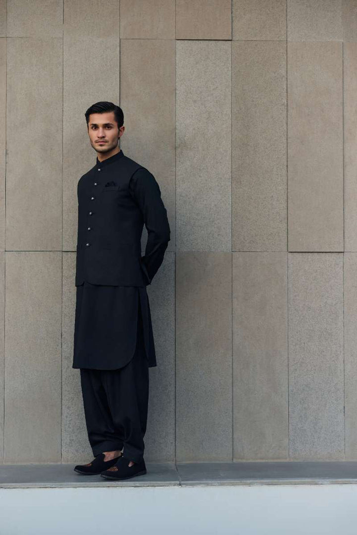 Deepak Perwani - Boski Linen Kurta Shalwar For Men - Black - 2 Piece - Studio by TCS