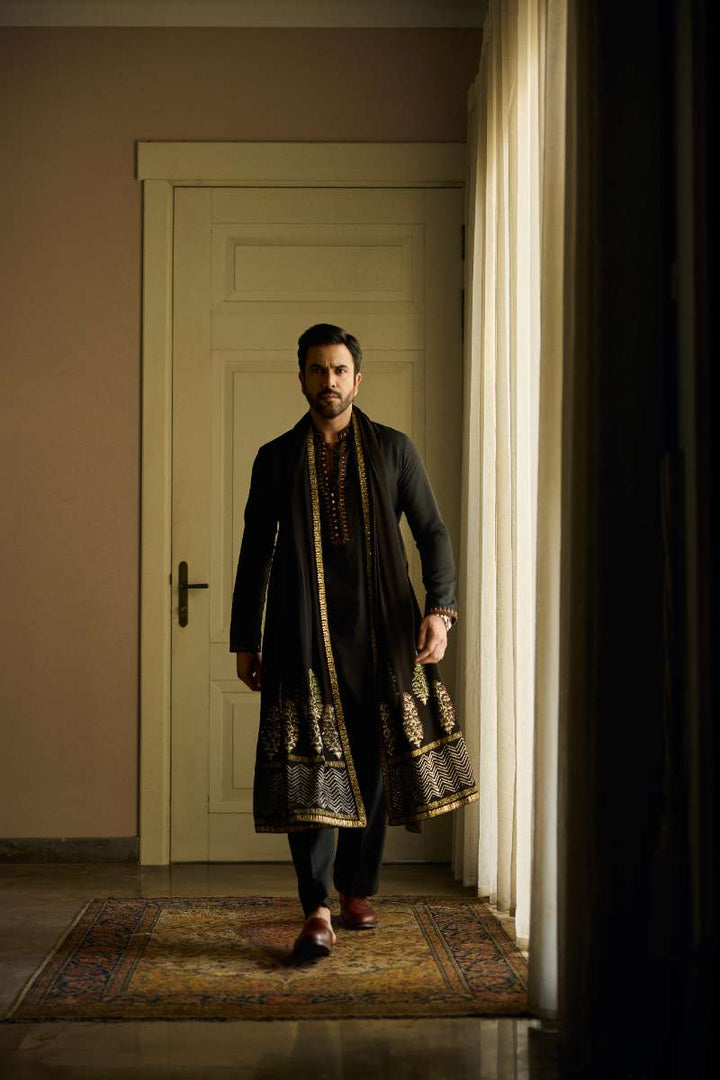 Deepak Perwani - Fine Smooth Kurta Pajama For Men - Black - 2 Piece