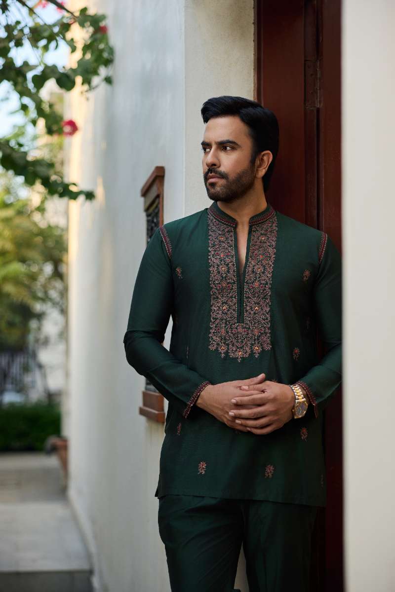 Deepak Perwani - Raw Silk Waistcoat For Men - Emerlad Green - 1 Piece