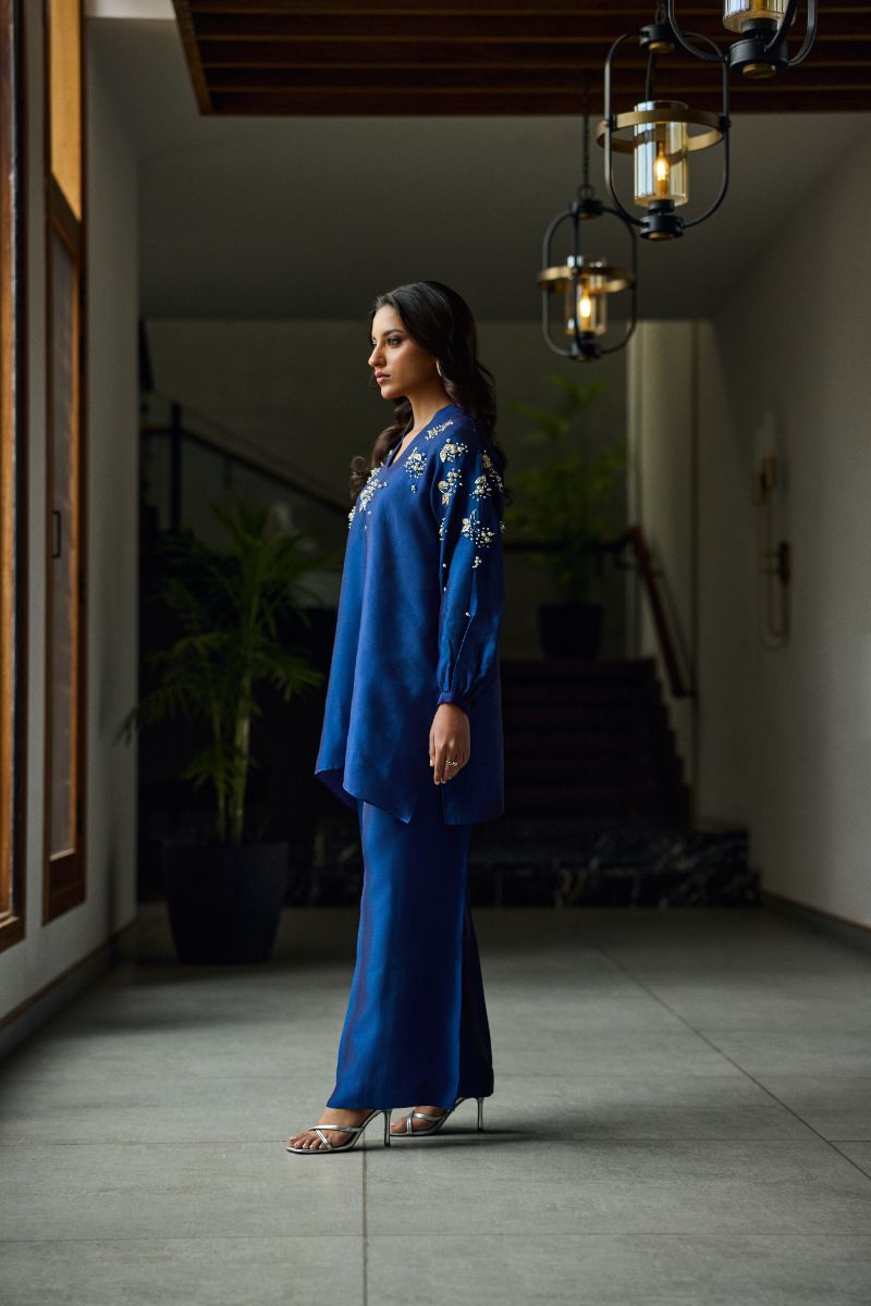 Deepak Perwani - Arla Sheesha Silk Embroidered Suit For Women - Blue - 2 Piece