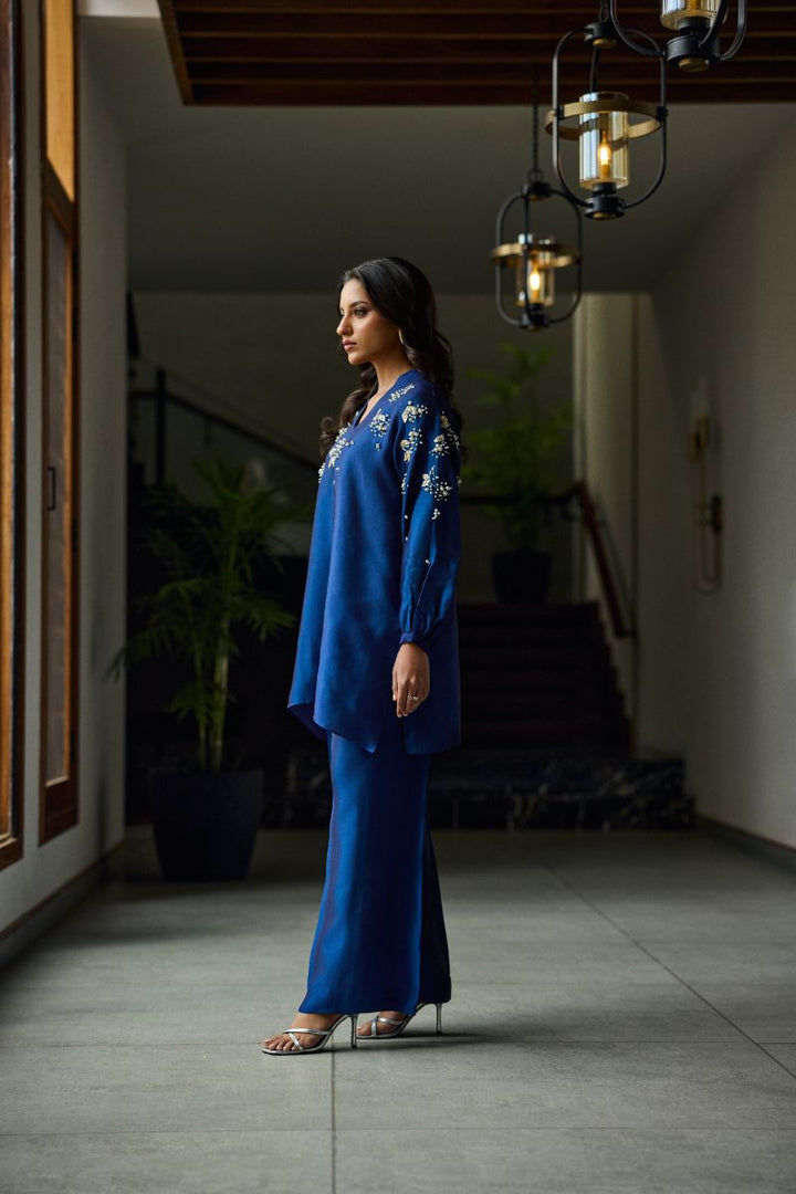 Deepak Perwani - Arla Sheesha Silk Embroidered Suit For Women - Blue - 2 Piece
