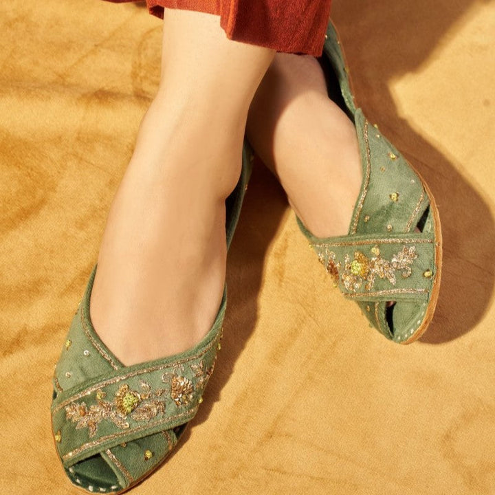 JootiShooti - Zarine