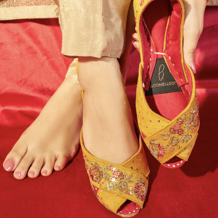 JootiShooti - Kesariyaa