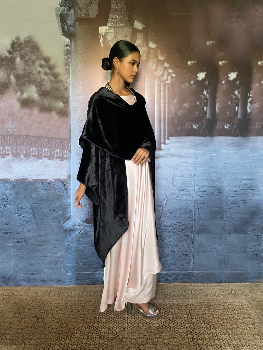 Maheen Khan - Ameera Black Cape Jacket For Women - 1 Piece