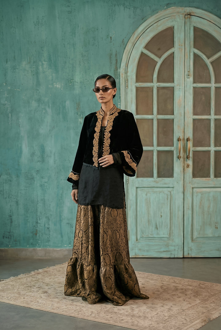Maheen Khan - Imperial Silk Velvet Jacket For Women - Black - 1 Piece