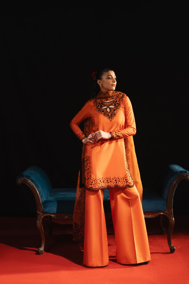 Maria Osama Khan - Aabroo-e-Jashan - orange - ORGANZA & Grip silk - 3 Piece