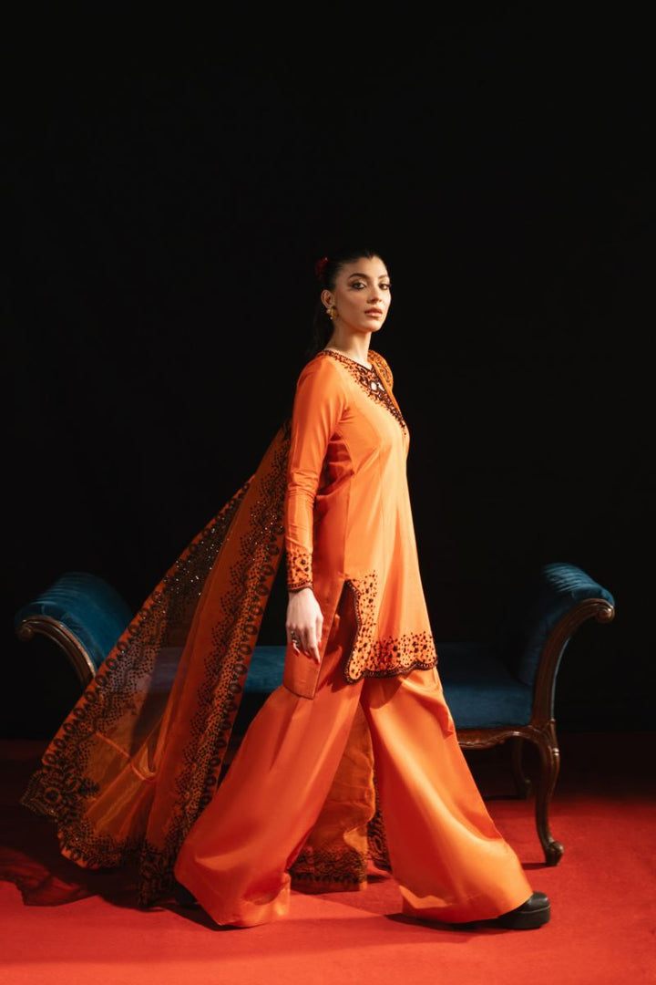 Maria Osama Khan - Aabroo-e-Jashan - orange - ORGANZA & Grip silk - 3 Piece
