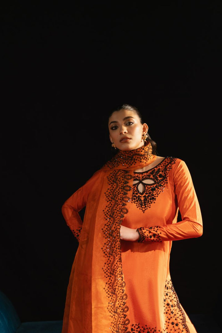 Maria Osama Khan - Aabroo-e-Jashan - orange - ORGANZA & Grip silk - 3 Piece