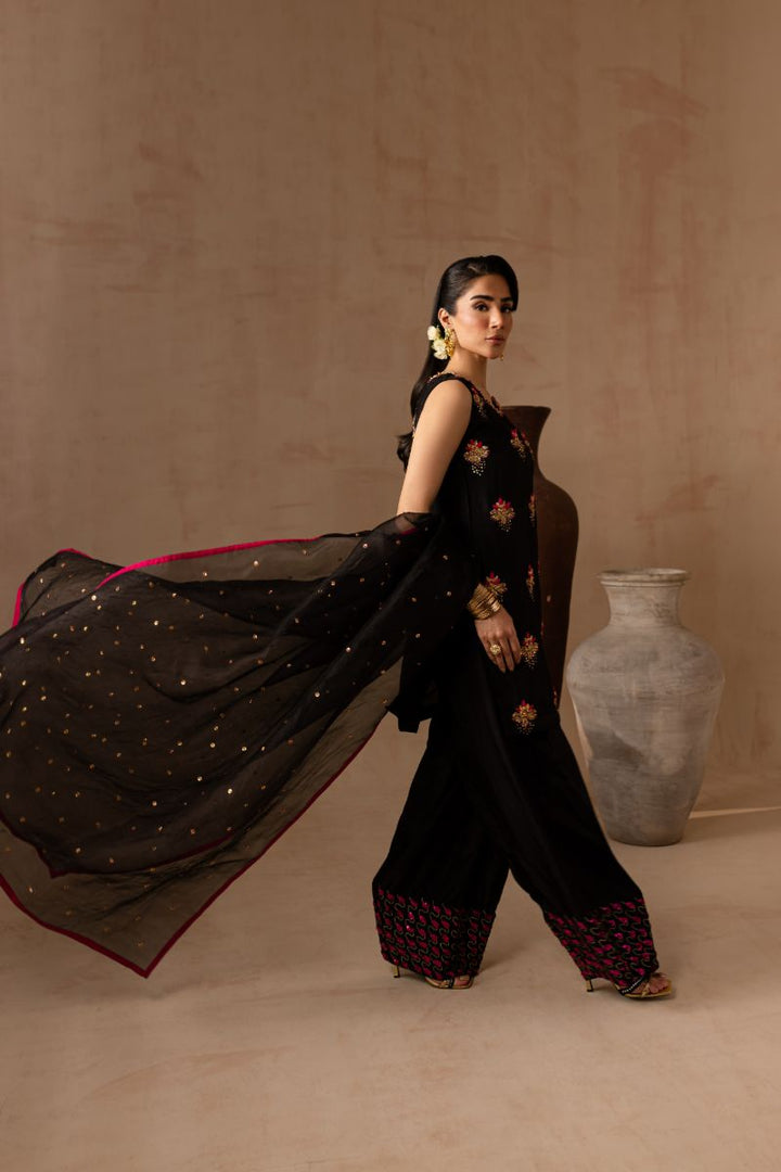 Maria Osama Khan - Charcoal Charm - BLACK - RAWSILK & Organza - 3 Piece