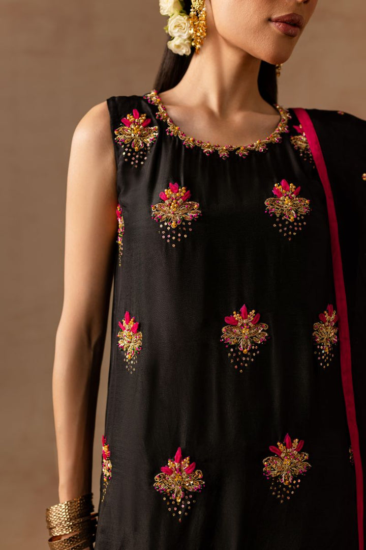 Maria Osama Khan - Charcoal Charm - BLACK - RAWSILK & Organza - 3 Piece