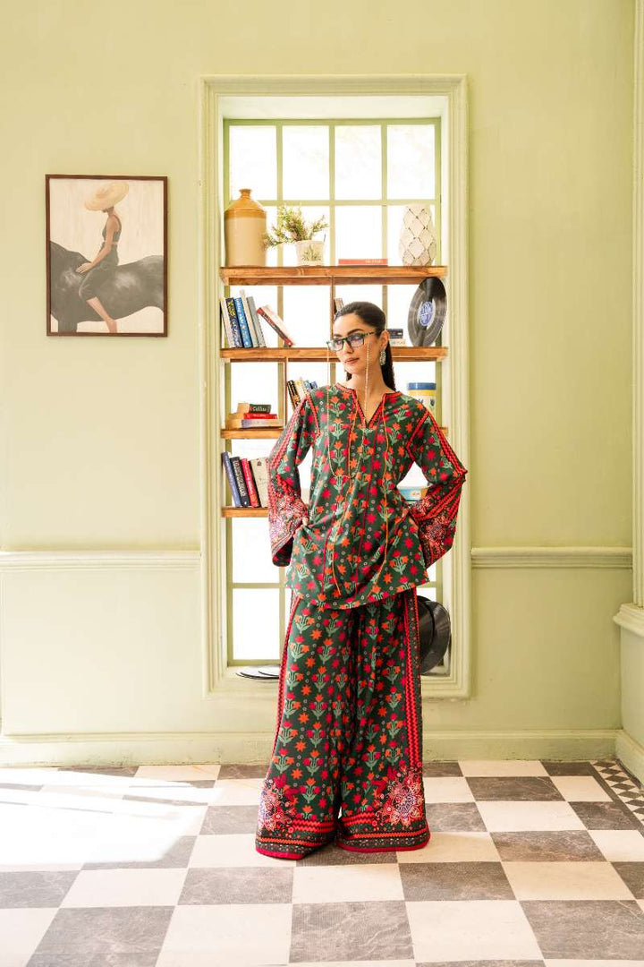 Maria Osama Khan - Georgette & Tissue Silk Bloom Suit For Women - bottle green - 3 Piece