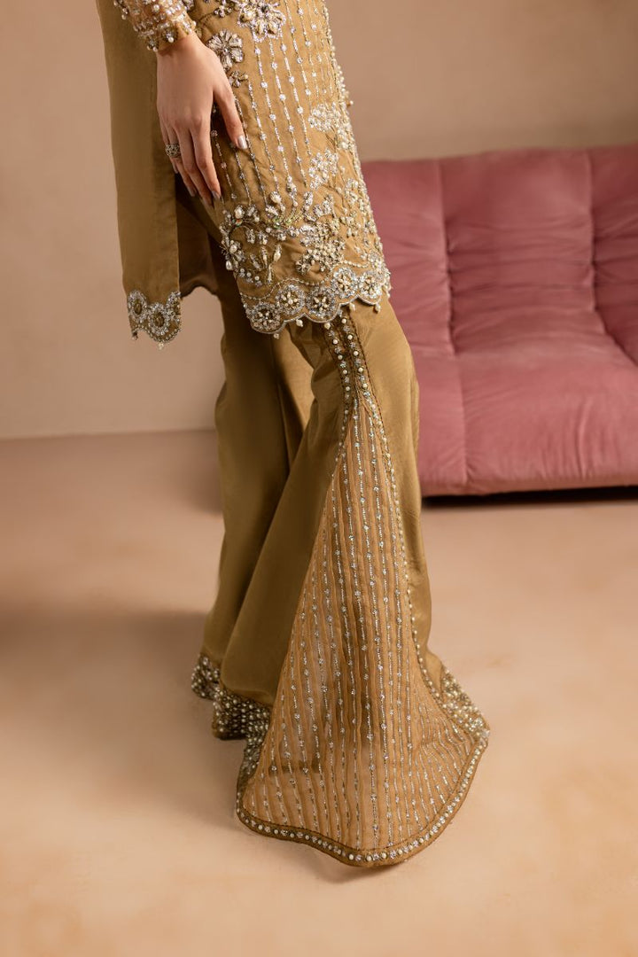 Maria Osama Khan - Sabahat - JACKET & BOTCUT PANT - HAZEL WOOD - ORGANZA & PK RAWSILK - 4 Piece