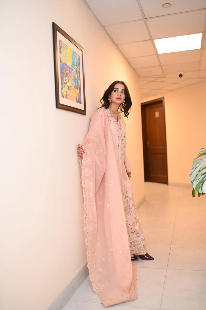 Mina Muse Khwaab Suit Pink 3 Piece