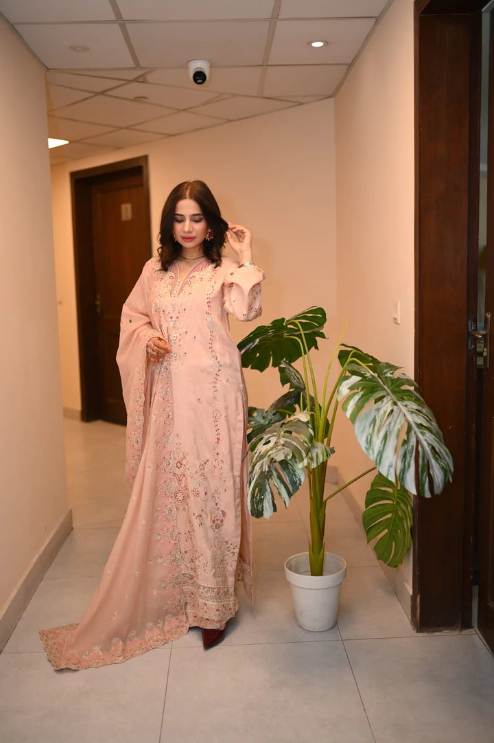 Mina Muse Khwaab Suit Pink 3 Piece