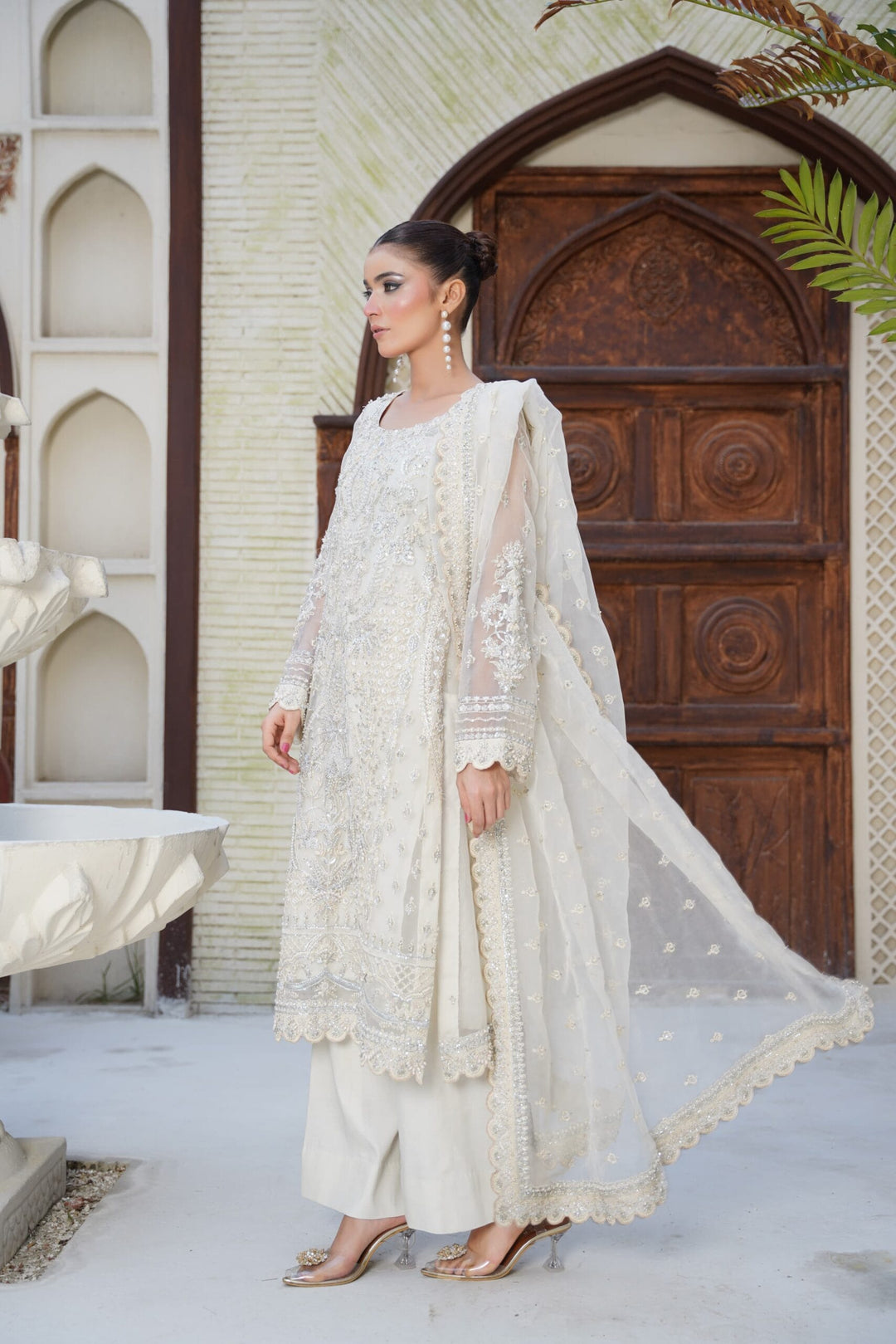 Mina Muse Lyric Suit Ivory 3 Piece