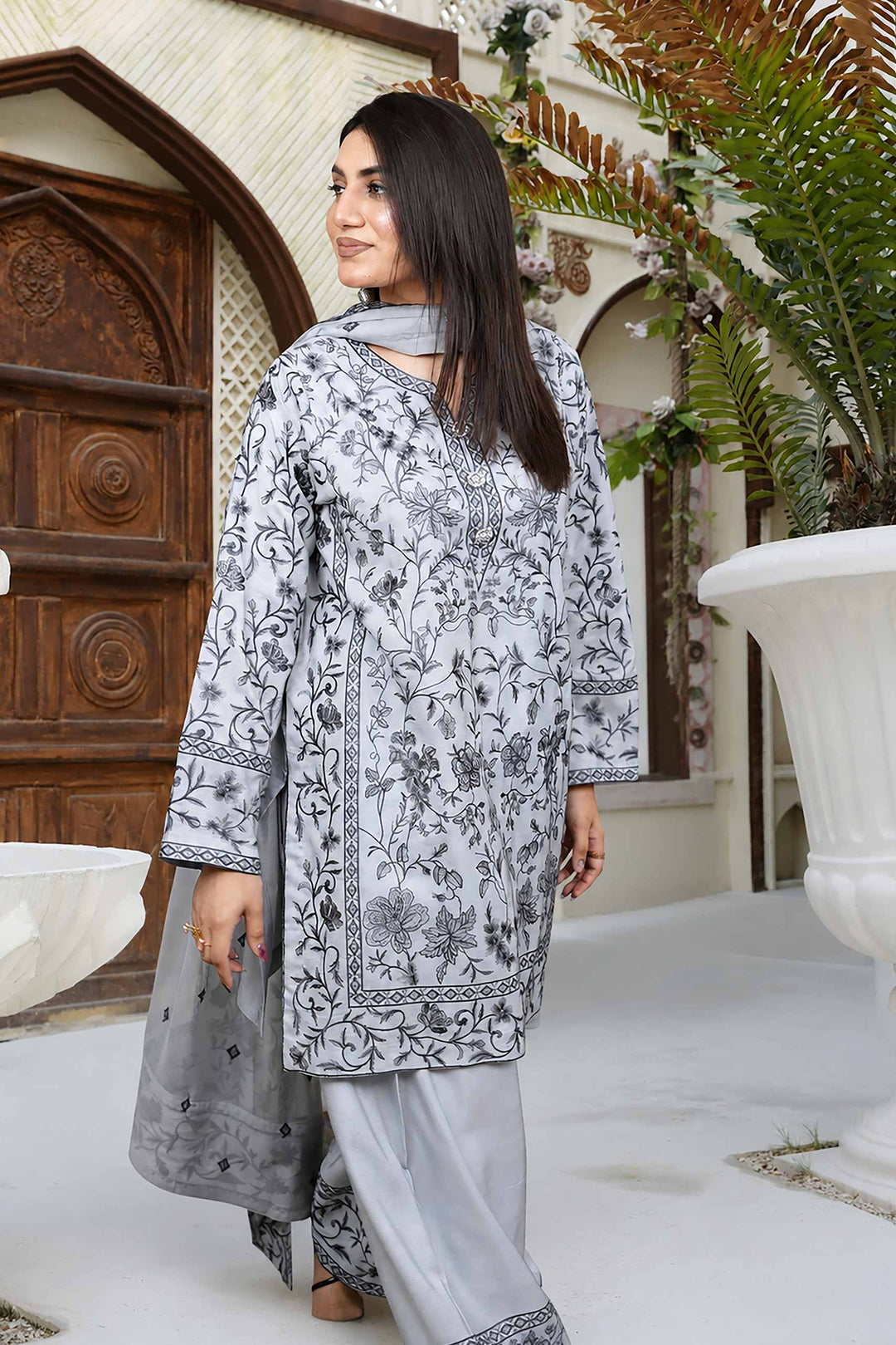 Mina Muse Nayab Suit Silver Grey 3 Piece