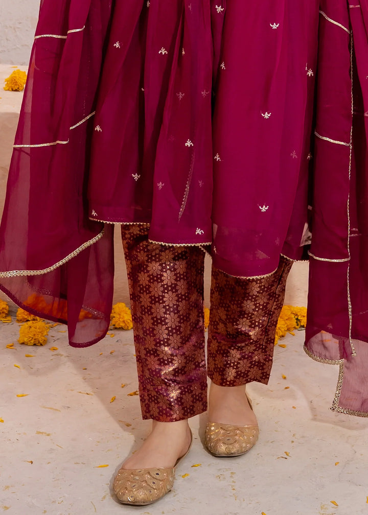 Modest - Crinkle Embroidered Suit For Girl - Maroon - 3 Piece
