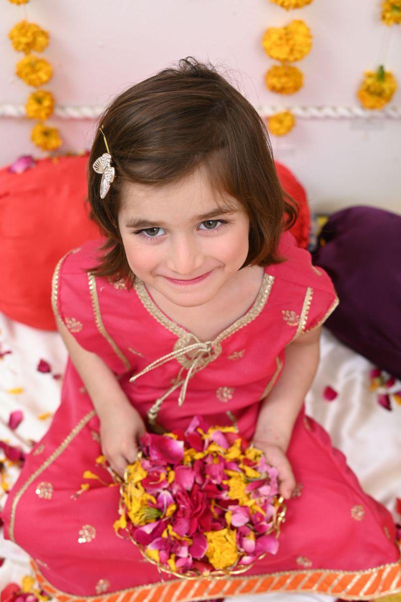 Mom4Little Maryam Khalid Outfit