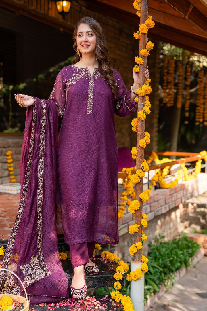 Omal by Komal - Izzah - Deep Purple - Khaadi Net - 3 Piece