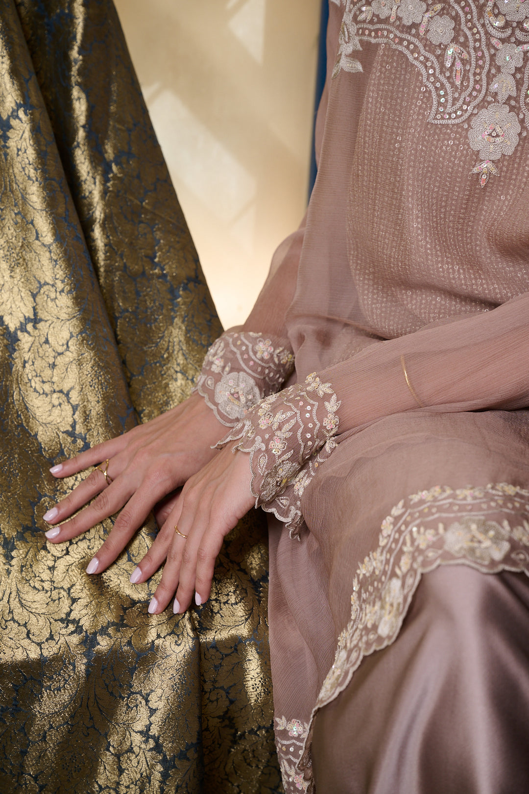 Maheen Khan - Venetian Lace  - DUSTY PINK - BLENDED SILK - 3 Piece