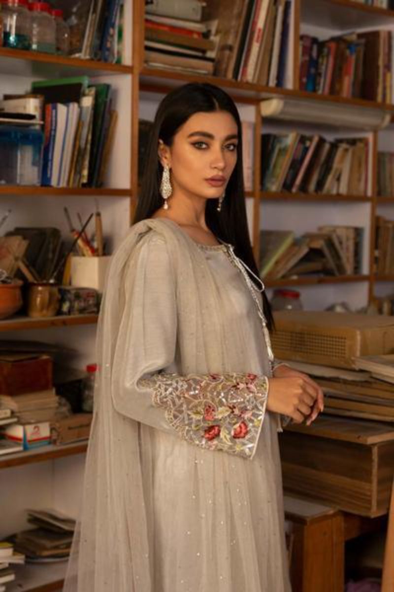 Natasha Kamal - Grey Raw Silk Coord Set with Net Dupatta - 3 Pieces