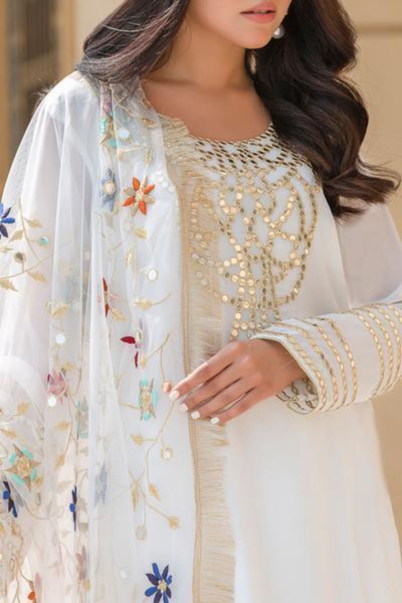 Natasha Kamal - Mira