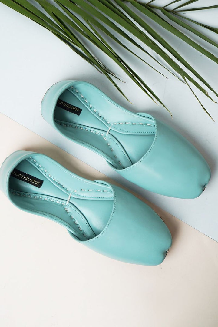 JootiShooti - Powder Blue Nawabi Khussa