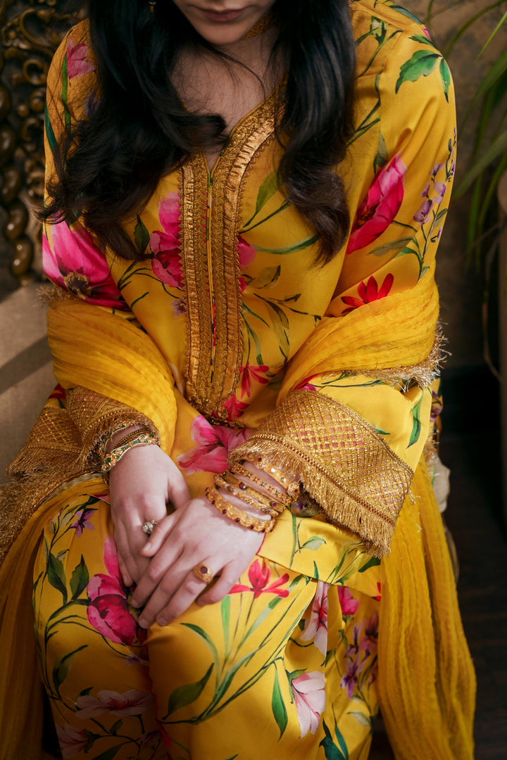 Nilofer Shahid - Aaiza Silk - Yellow - 3 Piece