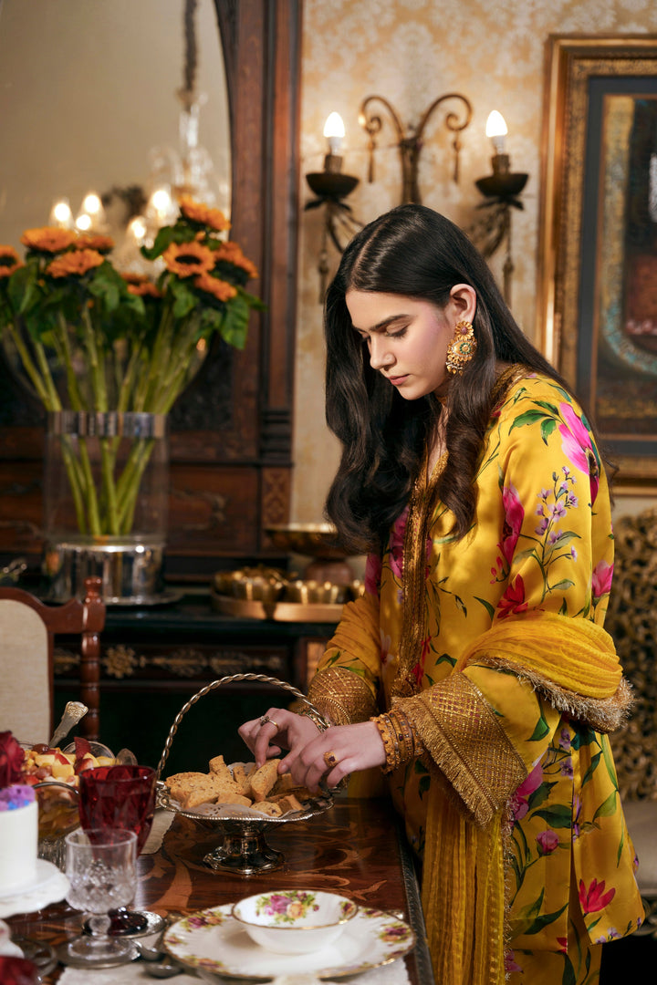 Nilofer Shahid - Aaiza Silk - Yellow - 3 Piece