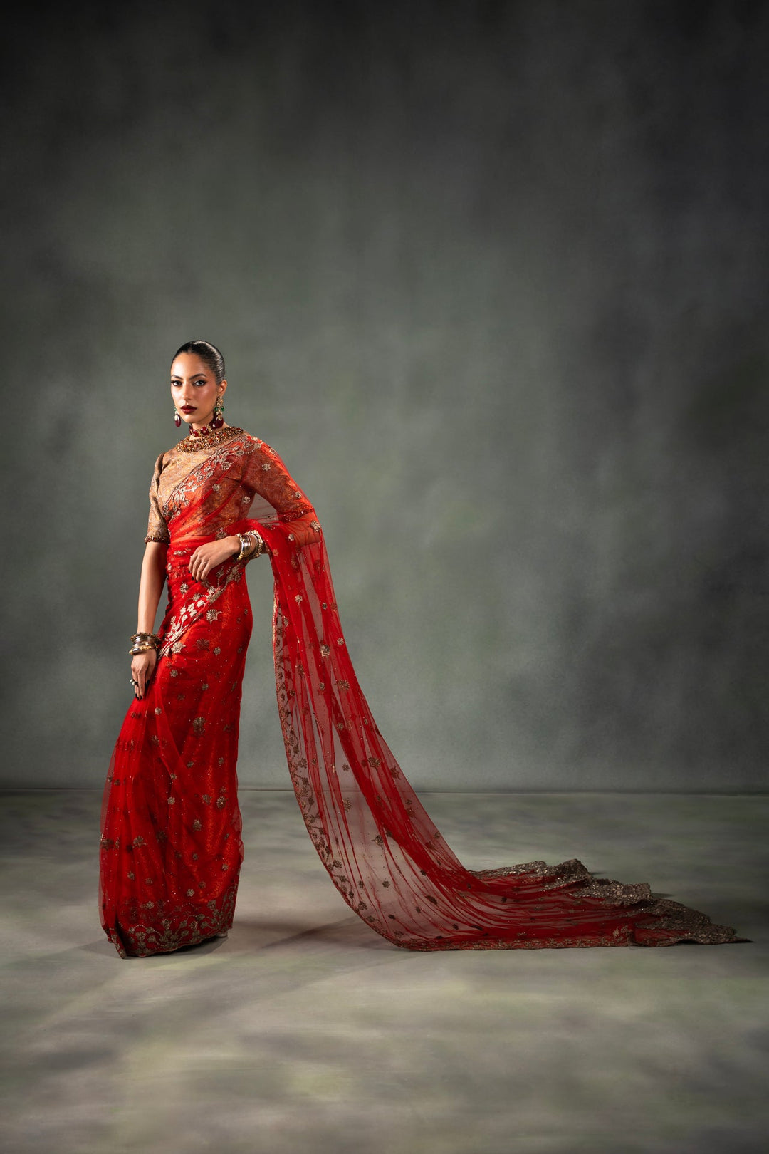 Nilofer Shahid - Asiye - Red - Saree