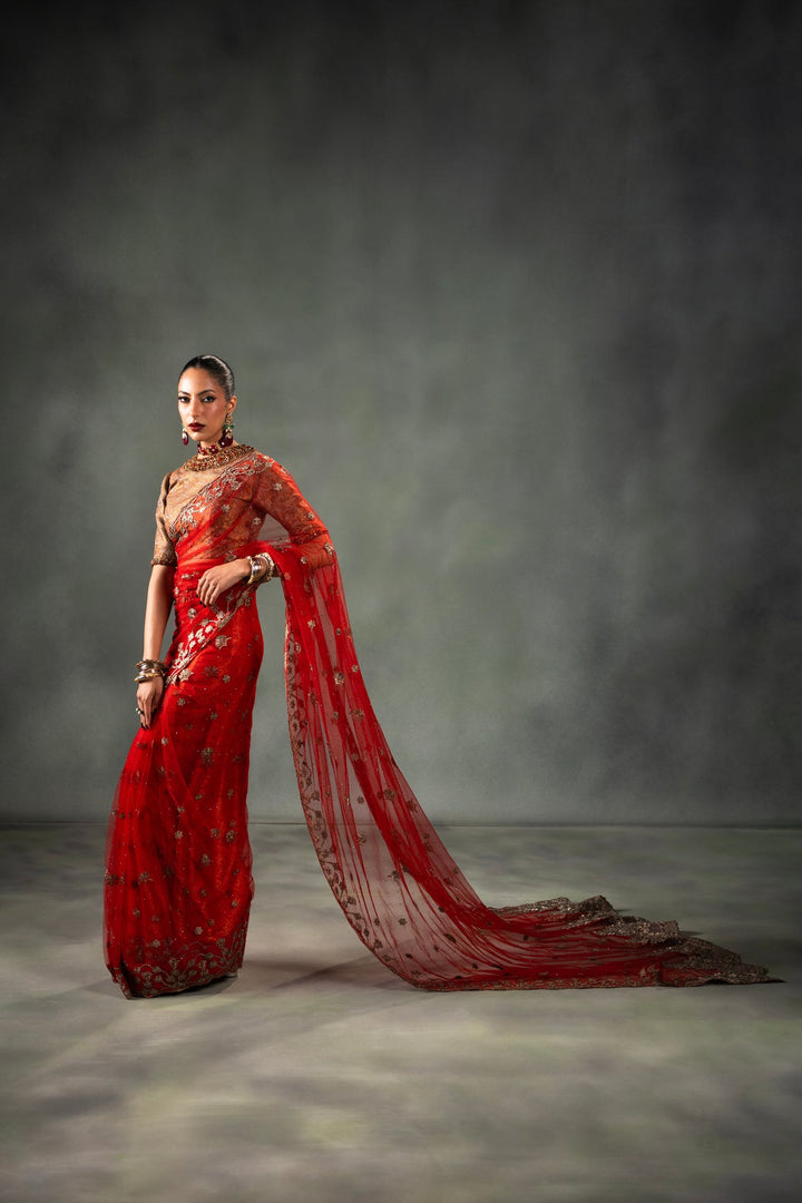 Nilofer Shahid - Asiye - Red - Saree