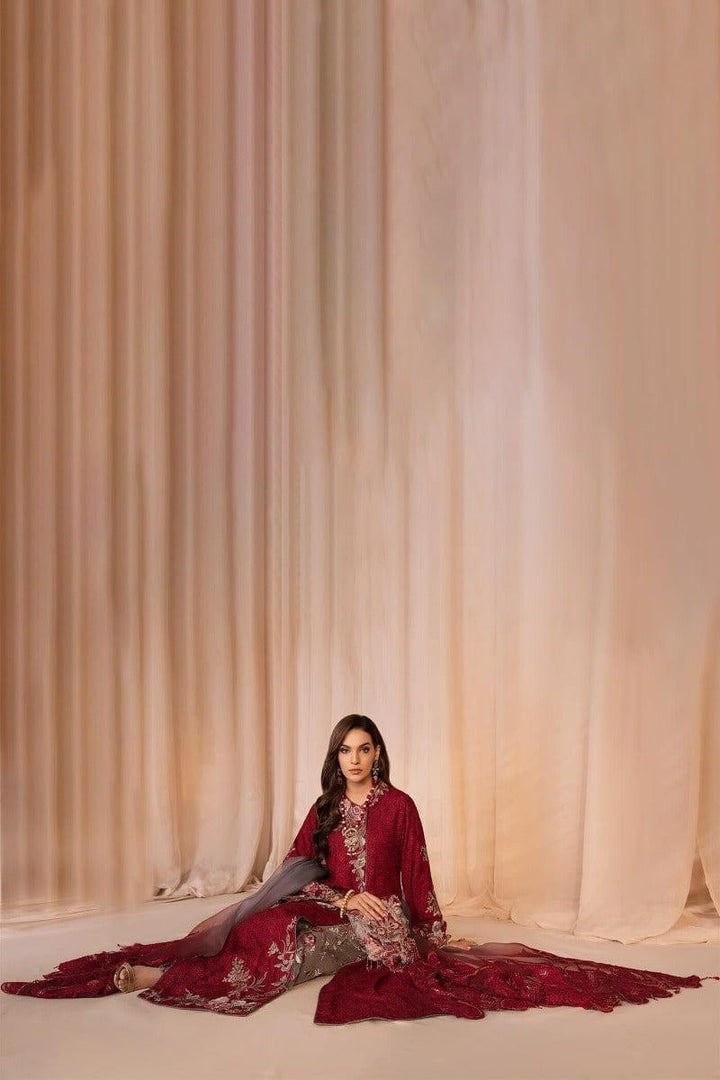 Nilofer Shahid - Carnation  flame - Flower Embroidered - 3 Piece