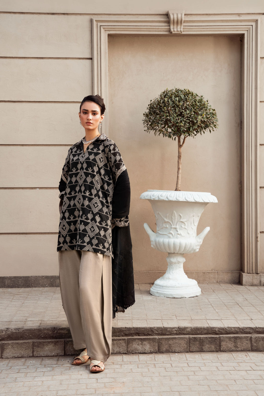 Nilofer Shahid - Naqsh Suit For Women - 3 Piece
