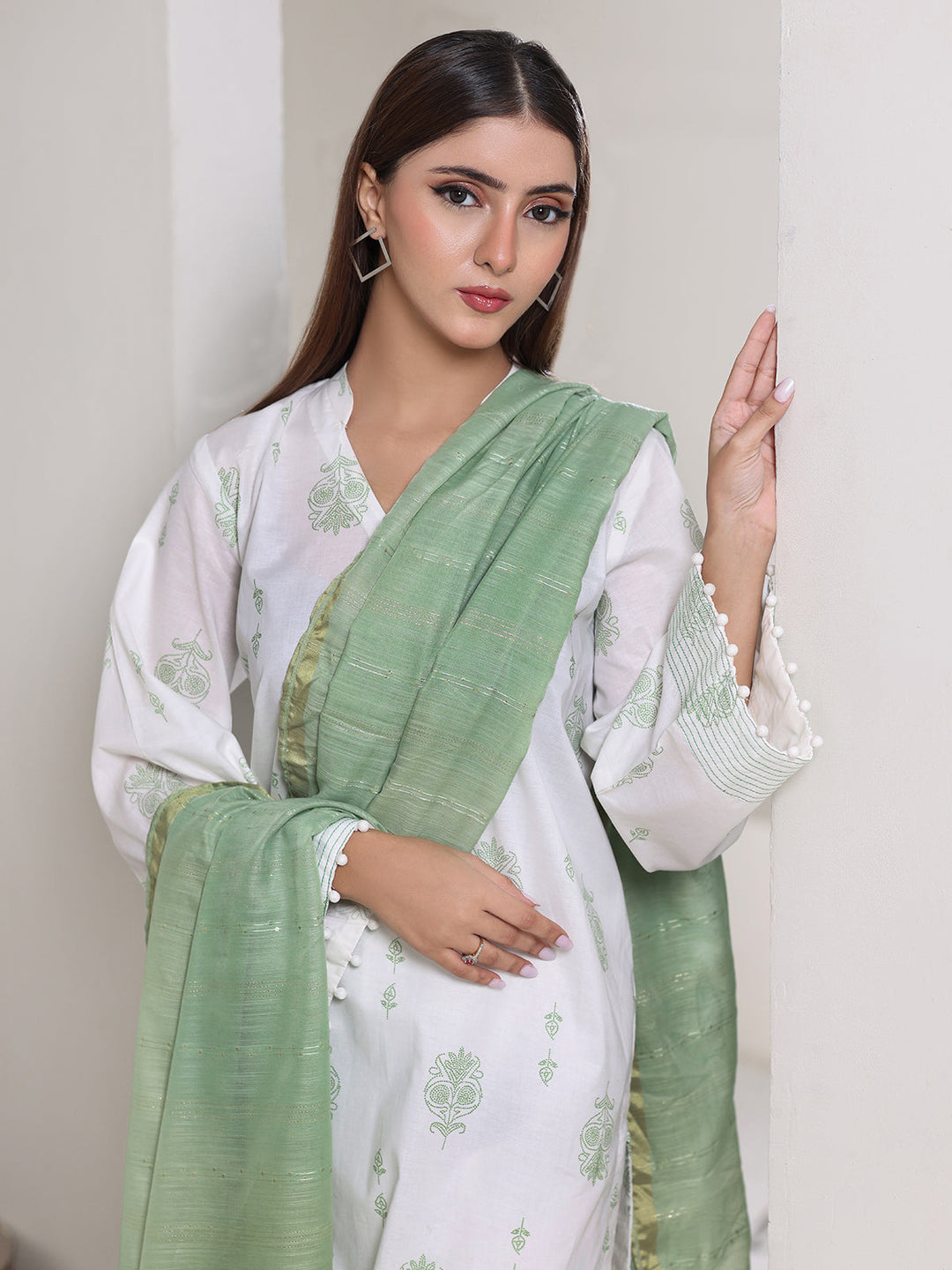Oaks - Dyed Cambric Screen Print Suit For Women - White & Green - 3 Piece