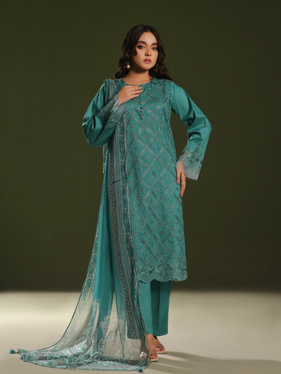 Oaks - Embroidered Pret Suit Cambric Green  - 3 Piece