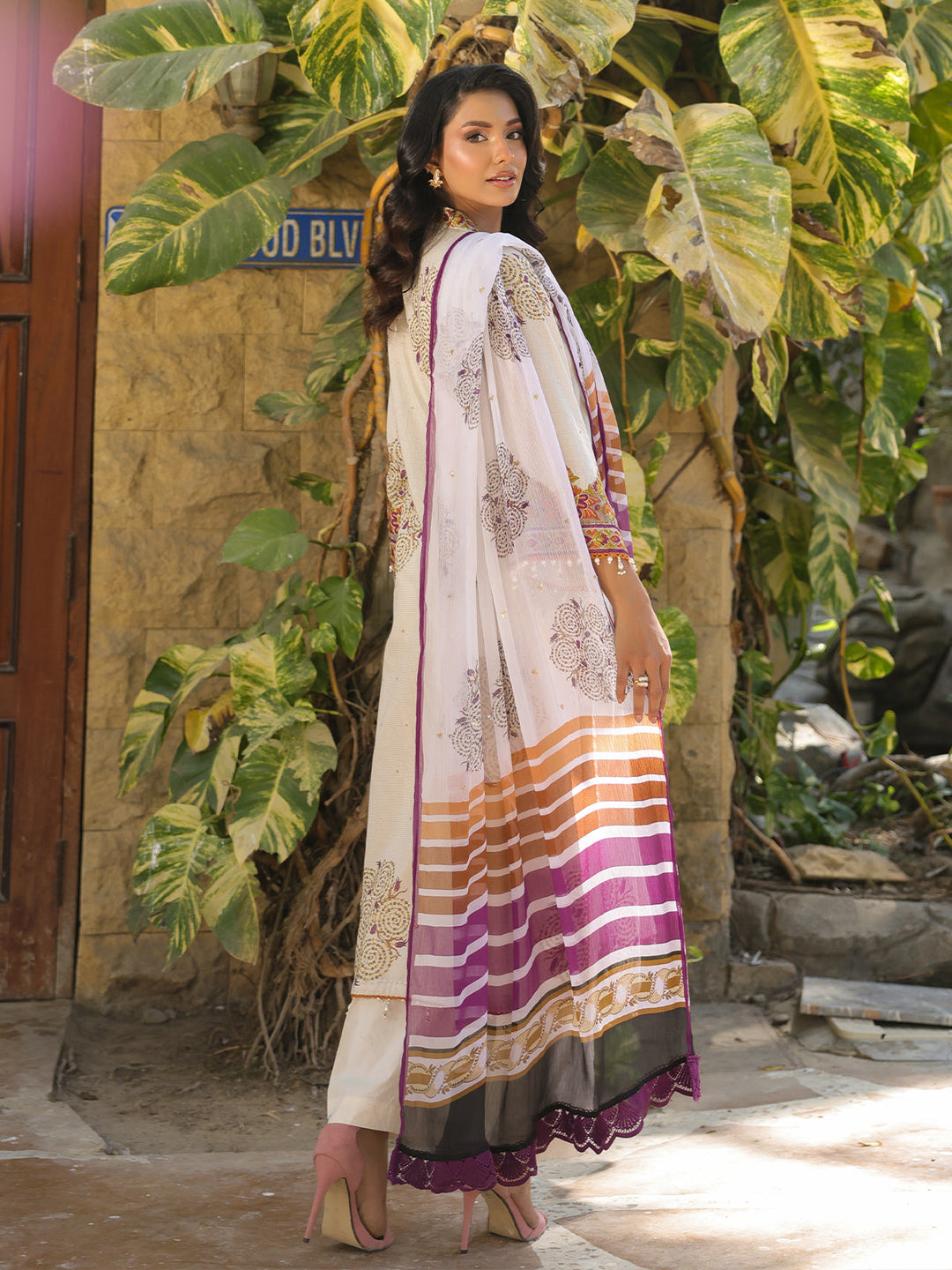 Oaks - Embroidered Pret &amp; Unstitched Suit Masoori Lawn Off White - 3 Piece