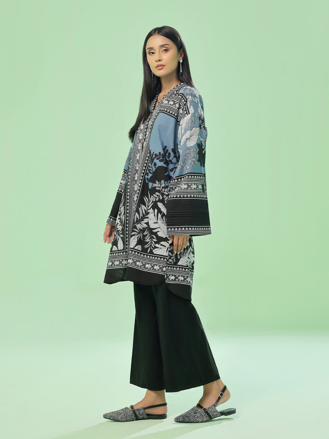 Oaks - Lawn Printed Unstitch Suit For Women - Grey - 1 Piece