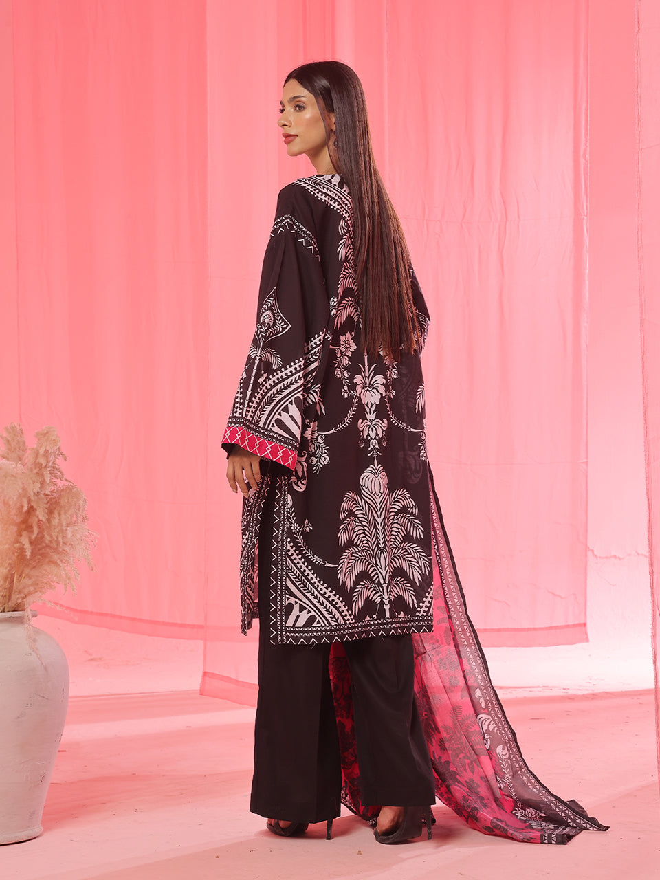 Oaks - Printed Pret & Unstitched Suit Lawn Black - 3 Piece