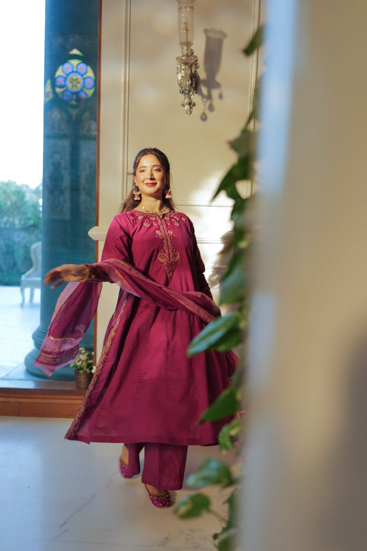 Omal by Komal - Sanam - Magenta - Lawn & Chiffon - 3 Piece