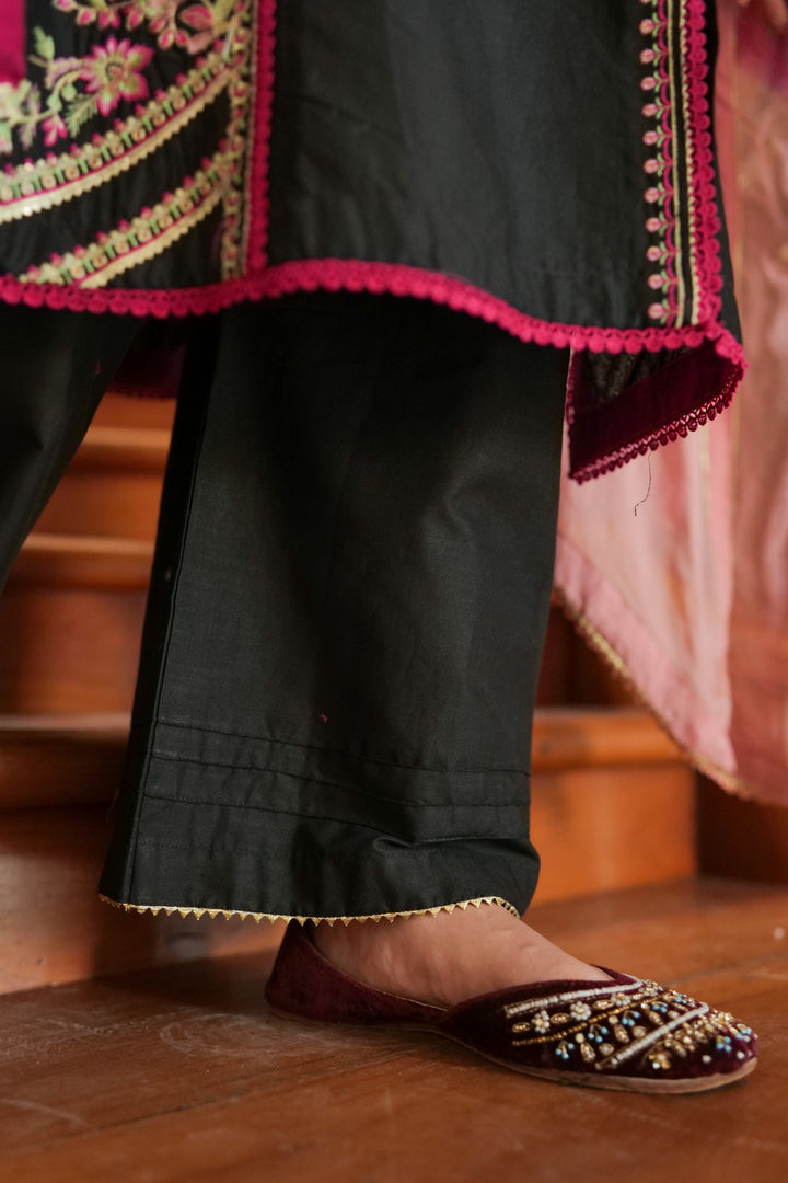 Omal by Komal - Taaj - Black - Lawn & Chiffon - 3 Piece