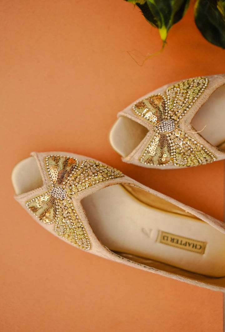 Chapter 13 - Peep Toe | Magellan - 19702