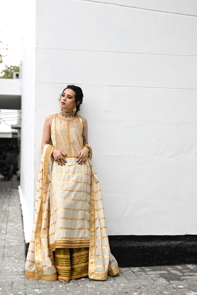 Pinktree - Dunyazad - Katan Silk - Pure Ivory and gold  - 3 Piece