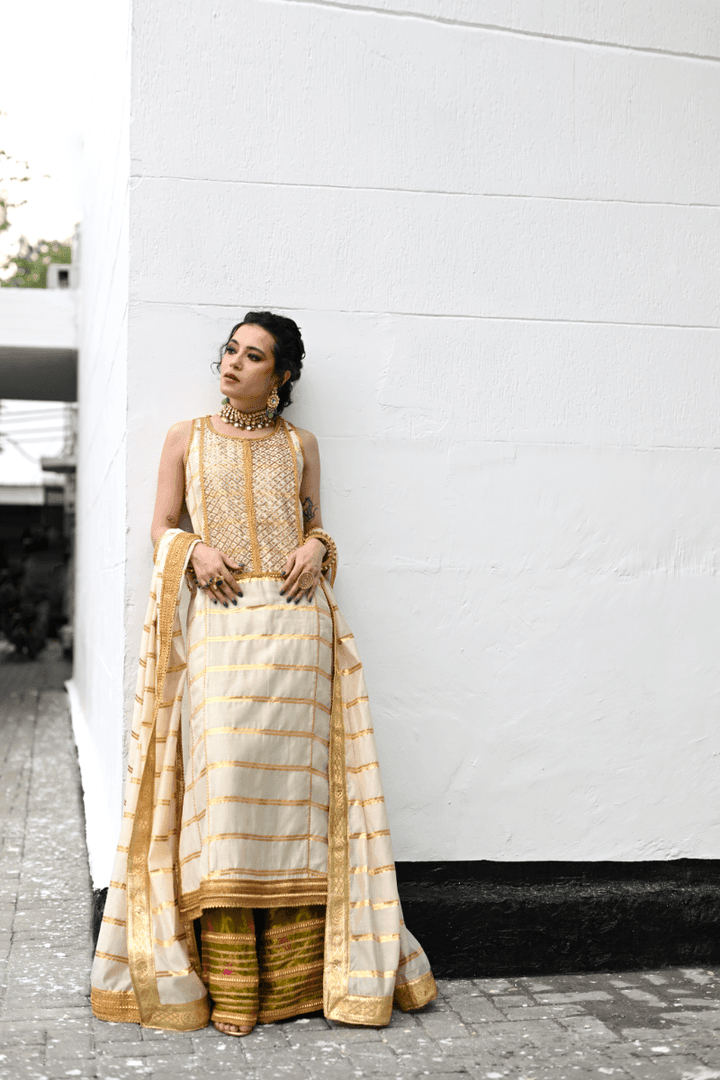 Pinktree - Dunyazad - Katan Silk - Pure Ivory and gold  - 3 Piece