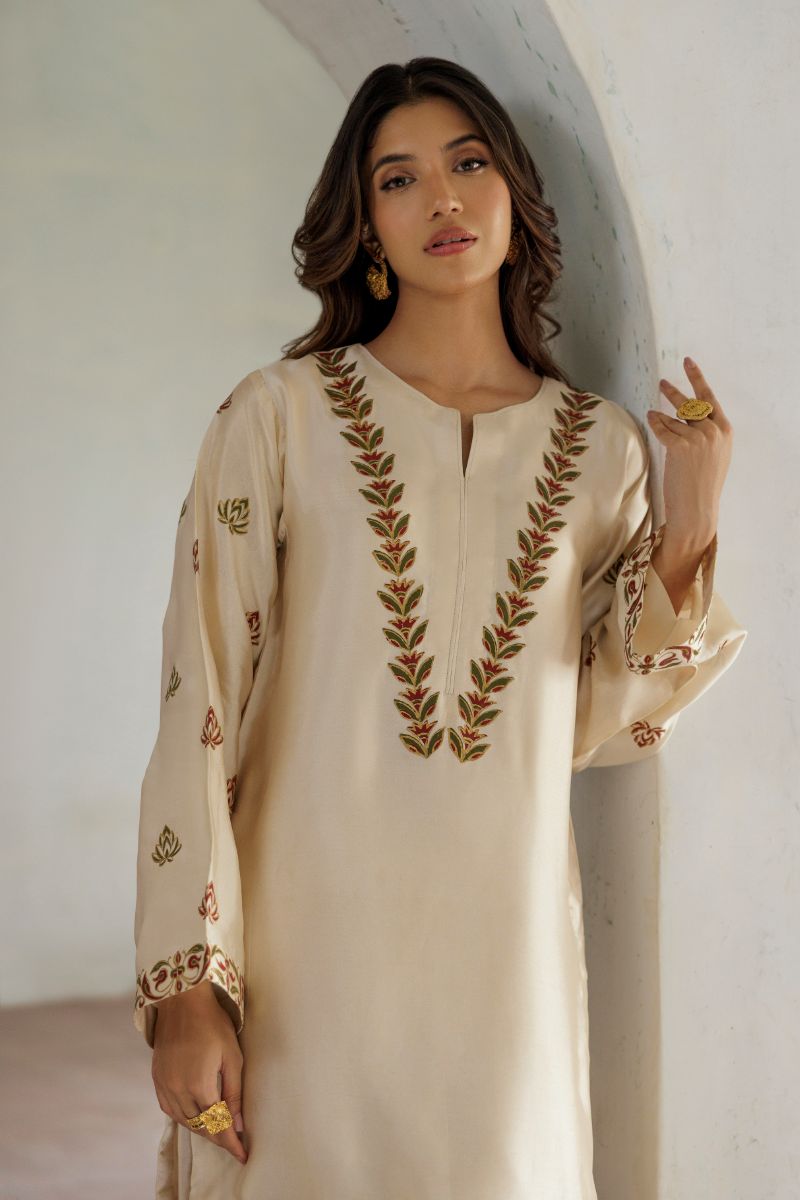 Pinktree - Ivory Baagh - Pure Silk - 3 Piece