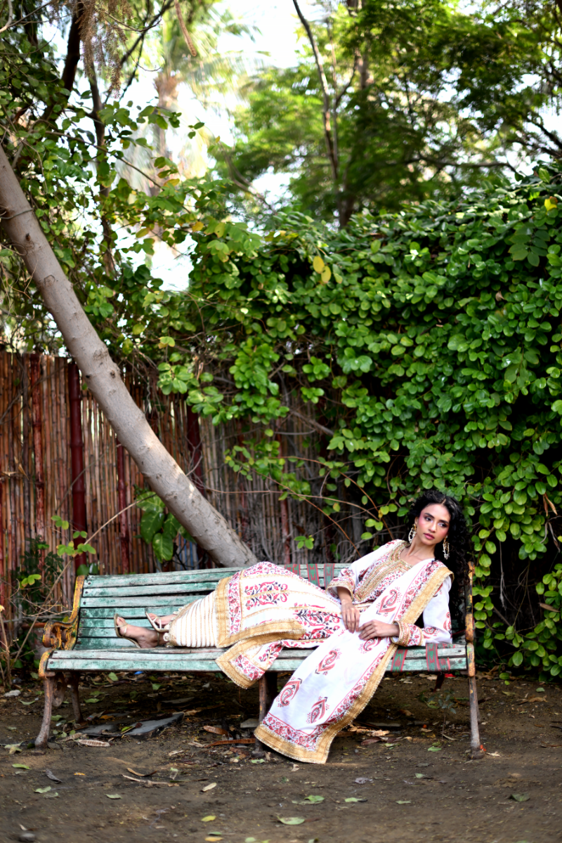 Pinktree - Ivory Whispers - 3 Piece
