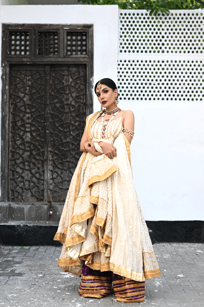 Pinktree - Schazzenan - Muslin & Jamawar - Pure Ivory & Hot Pink - 3 Piece