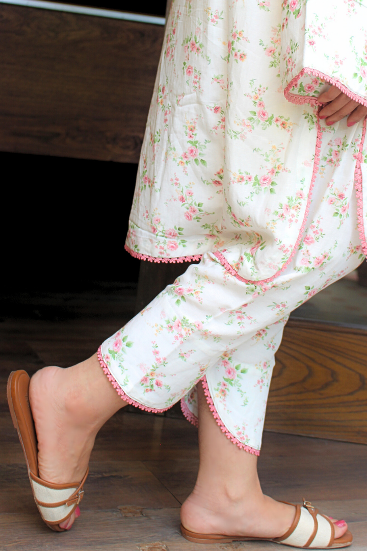 Nazia and Parisa - Rose - white - Lawn - 2 Piece