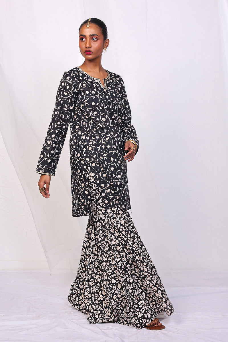 Generation - Mother Of Pearls 2-Piece - Black - Lawn