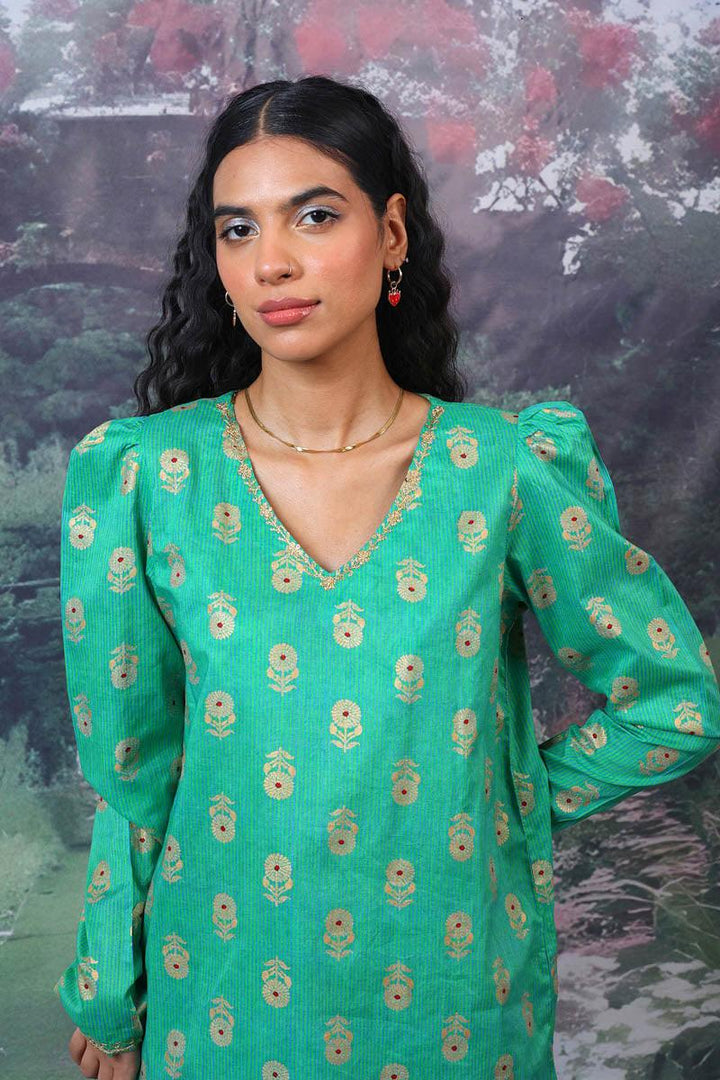Generation - 2- Piece Rivayat - Green - Lawn